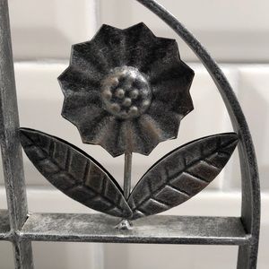 Meet your Posher, Sonia